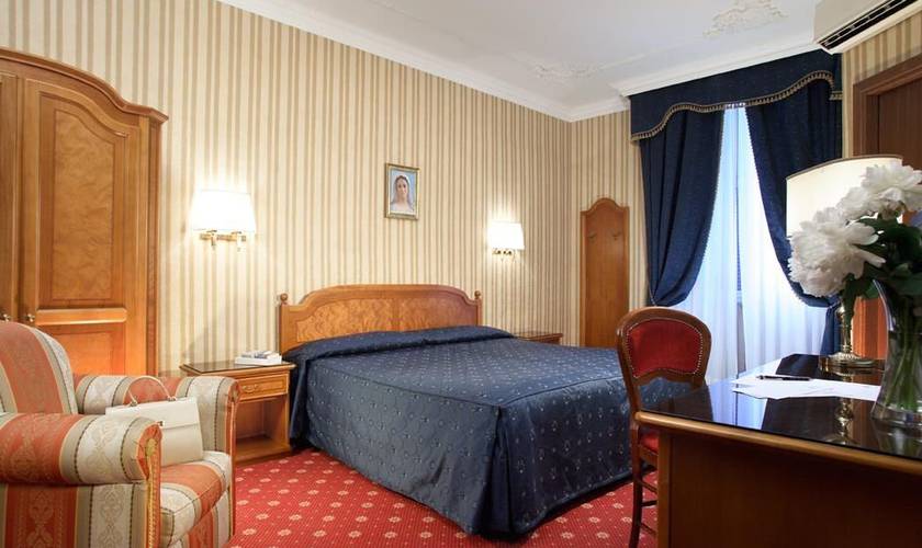 Chambre triple standard Hôtel Genio Rome