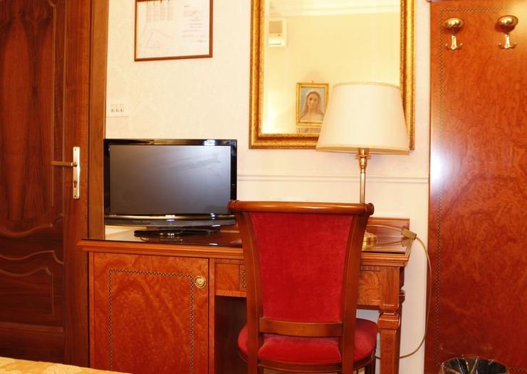 Standard Doppelzimmer zur Einzelnutzung Genio Hotel Rom Standard Doppelzimmer zur Einzelnutzung Genio Hotel Rom