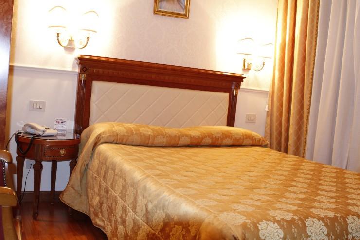 Standard Doppelzimmer zur Einzelnutzung Genio Hotel Rom Standard Doppelzimmer zur Einzelnutzung Genio Hotel Rom